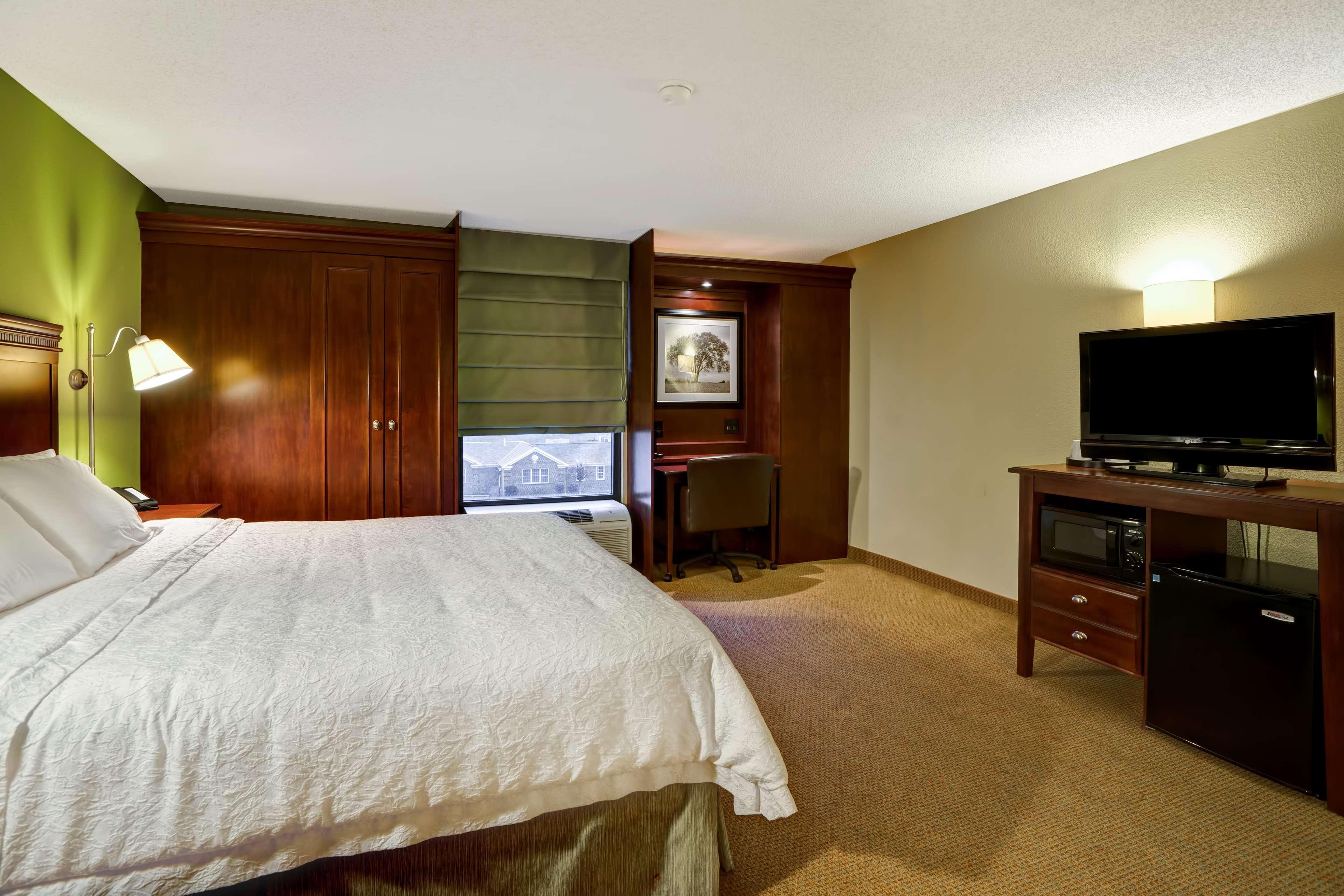 Hampton Inn Morgantown Bagian luar foto
