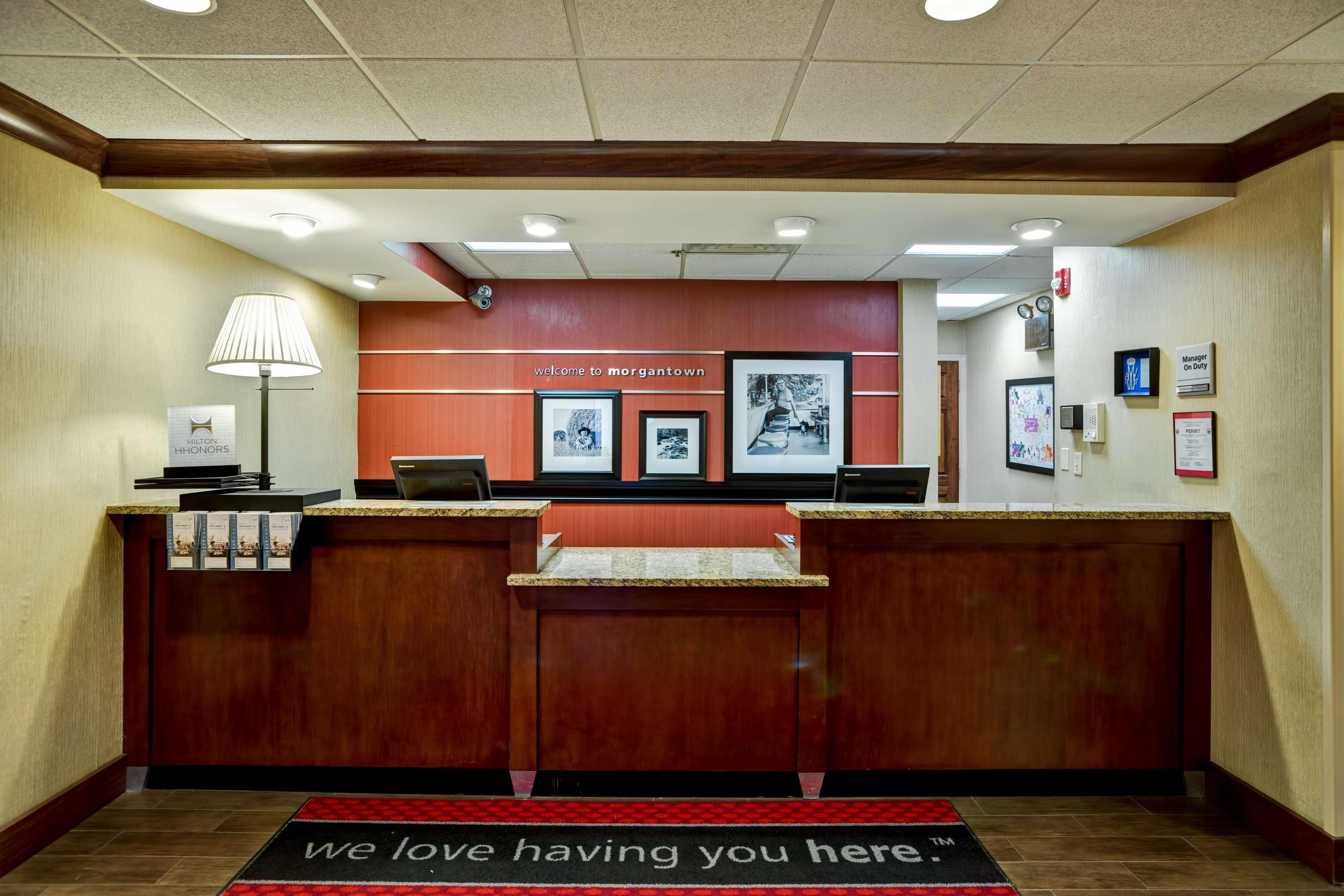 Hampton Inn Morgantown Bagian luar foto