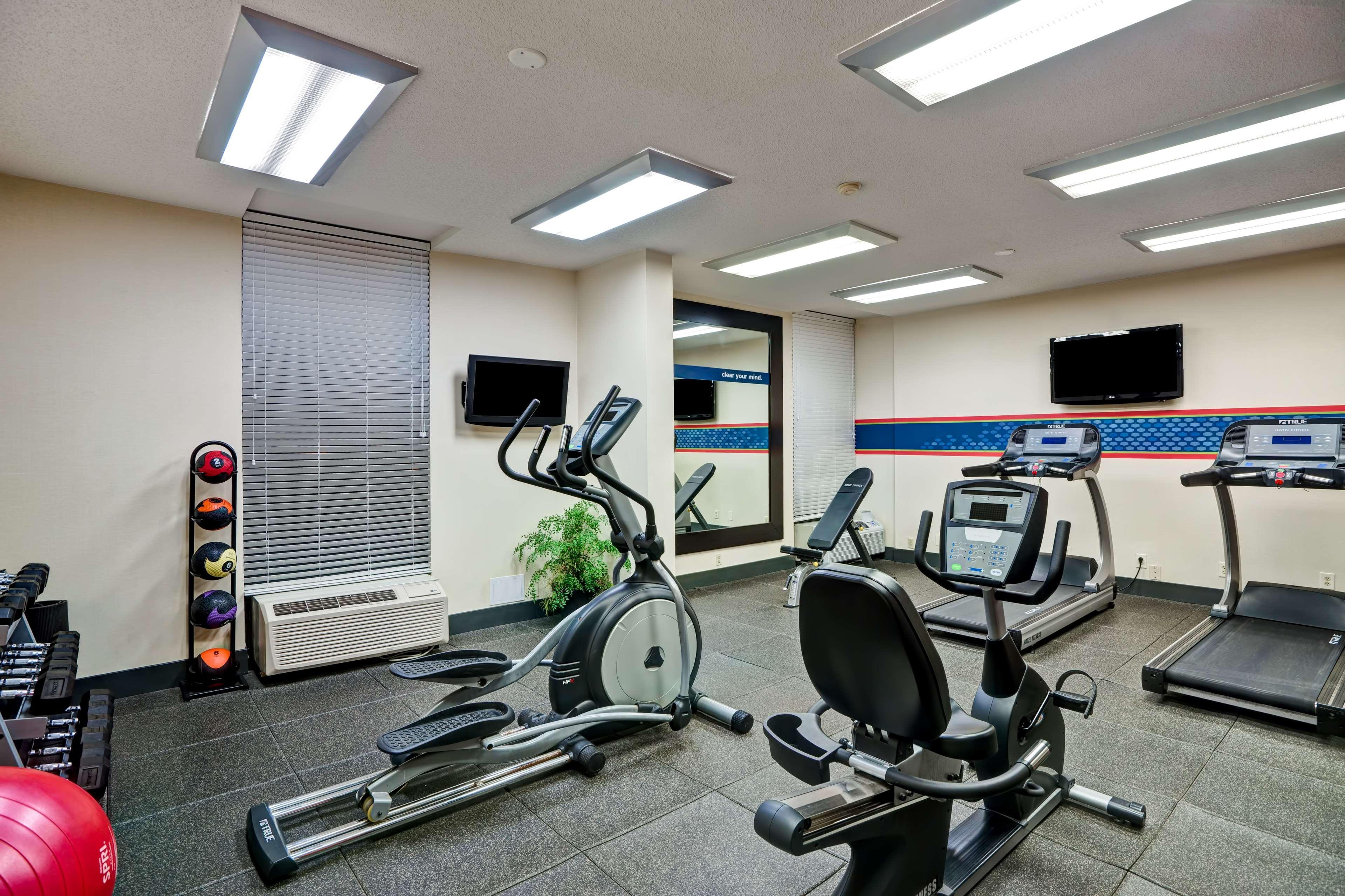Hampton Inn Morgantown Bagian luar foto
