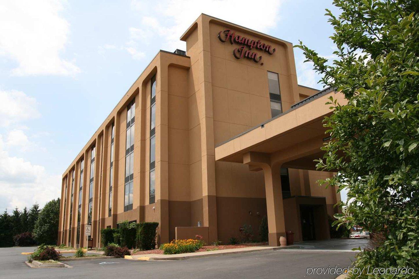 Hampton Inn Morgantown Bagian luar foto